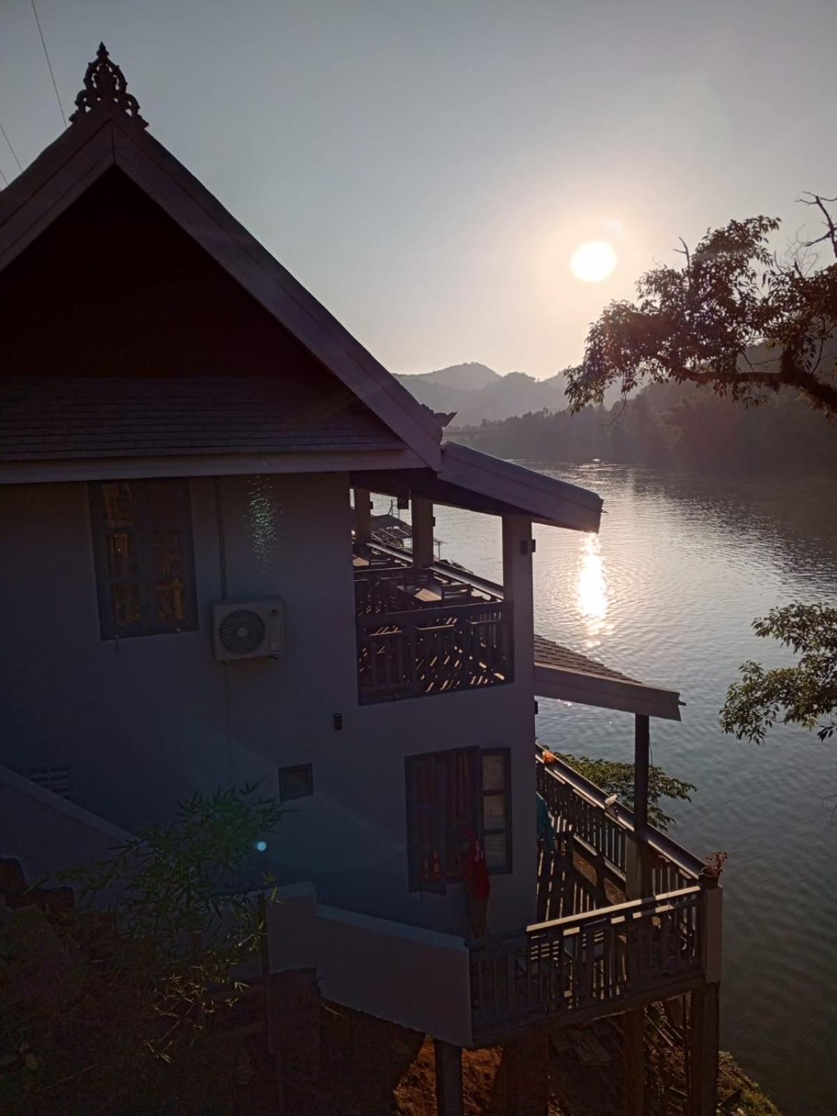 Dokchampa River View Villa Nongkhiaw Exterior foto
